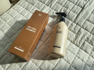 패스트힐(fast heal) 패스트힐 탈모증상완화샴푸 470ml — 5점을 준 리뷰어가 2023년 10월 올린 사용 사진