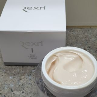 렉스리 크리에이티브 크림  Rexri Creative Cream — 5점을 준 리뷰어가 2021년 10월 올린 사용 사진