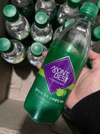몽베스트 Montbest with Sparkling water Lime20병 — 4점을 준 리뷰어가 2021년 11월 올린 사용 사진