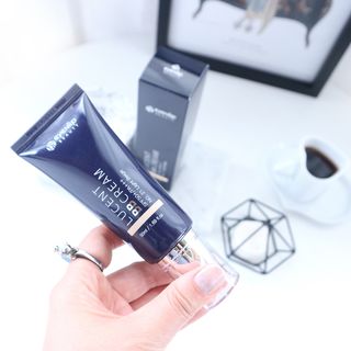 아이앤립 / EYENLIP 아이앤립 루센트 비비크림 2 Color — 4점을 준 리뷰어가 2021년 6월 올린 사용 사진