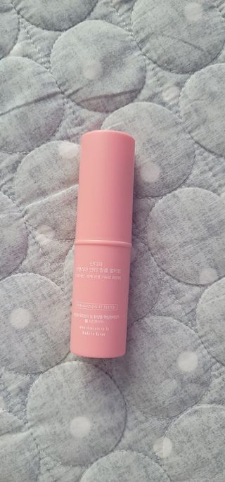스킨큐어 산다화 카멜리아 안티 링클 멀티밤 — 5점을 준 리뷰어가 2023년 10월 올린 사용 사진