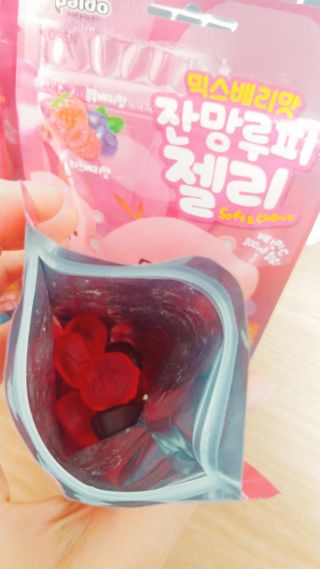 [팔도] 잔망루피젤리 믹스베리맛 42g 8개 — 5점을 준 리뷰어가 2022년 2월 올린 사용 사진