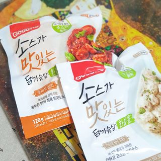 굽네몰 [굽네] 소스가 맛있는 닭가슴살 한입 볼 2종 8팩 — 5점을 준 리뷰어가 2021년 3월 올린 사용 사진