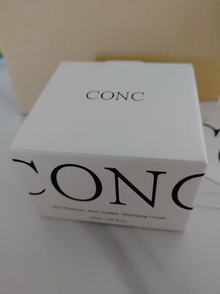 CONC 콩크 미로탐누스 안티링클 화이트닝 크림 — 5점을 준 리뷰어가 2021년 2월 올린 사용 사진