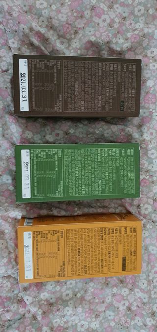 짜먹는 이지견과 짜먹는 이지아몬드, 짜먹는 이지허니피넛, 짜먹는 이지캐슈넛 각 10g X  10포 — 5점을 준 리뷰어가 2021년 2월 올린 사용 사진