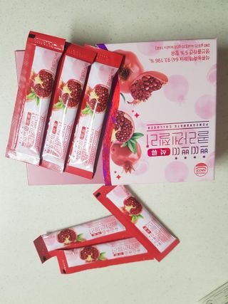 헬스업_쁘띠쁘띠석류콜라겐젤리_20g x 14포 — 5점을 준 리뷰어가 2021년 1월 올린 사용 사진