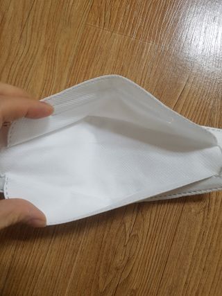 [후르디아] 묻어남NO 비건 메이크업 픽서 — 5점을 준 리뷰어가 2021년 10월 올린 사용 사진