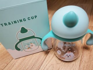 유비맘 트라이탄 코니빨대컵_컬러 랜덤 발송 — 4.5점을 준 리뷰어가 2021년 1월 올린 사용 사진