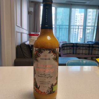 H365 [Kaskein Luomutyrniglögi] 핀란드 전통 무알콜 멀드와인 시벅톤 글로기 — 4점을 준 리뷰어가 2021년 4월 올린 사용 사진