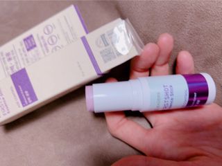 리더스코스메틱 리더스 퍼스트 샷 에센스 스틱 2종 — 3.5점을 준 리뷰어가 2022년 3월 올린 사용 사진