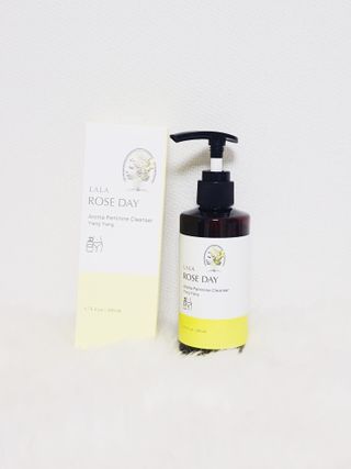 라라로즈데이 시즌2 여성청결제 200ml 아로마 페미민 클렌저, 독일더마인증 — 5점을 준 리뷰어가 2021년 9월 올린 사용 사진