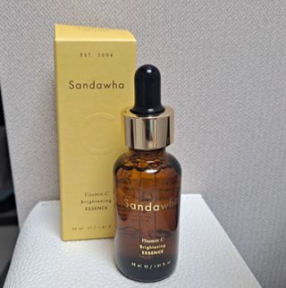 스킨큐어 산다화 비타민c 화이트닝 에센스 30ml — 5점을 준 리뷰어가 2021년 7월 올린 사용 사진