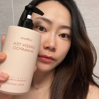 프리마인 더이상 뻣뻣하고 효과없는 탈모샴푸는 NO. 근본부터 케어하는 셀베이스 그린티샴푸(500ml) — 5점을 준 리뷰어가 2023년 3월 올린 사용 사진