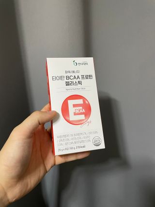 [인디닥터] 타이탄 BCAA 프로틴 젤리스틱 — 5점을 준 리뷰어가 2022년 5월 올린 사용 사진