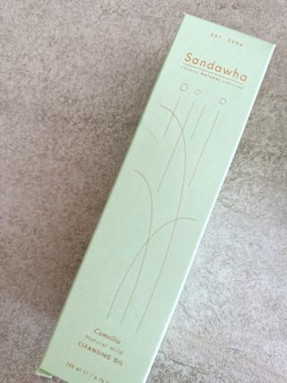 스킨큐어 산다화 순한 클렌징 동백 오일 200ml — 5점을 준 리뷰어가 2023년 2월 올린 사용 사진