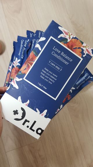 닥터레이디  밸런스 컨디셔너 Y존 세럼 — 5점을 준 리뷰어가 2021년 7월 올린 사용 사진