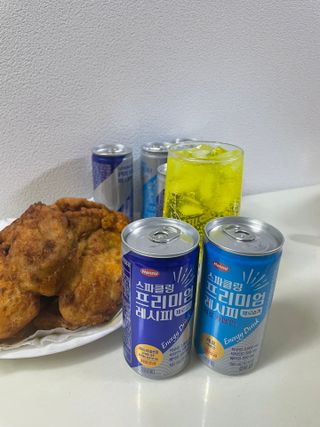 한미사이언스 [한미] 스파클링 프리미엄 레시피 (카페인, 제로카페인 2종)각5개총10개제공 — 5점을 준 리뷰어가 2025년 1월 올린 사용 사진