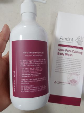 아미니 아크네 퓨어카밍 바디워시 500ml — 5점을 준 리뷰어가 2021년 6월 올린 사용 사진