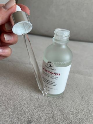 오투에니원 갈락토미세스 리바이탈라이징 프리미엄 화이트닝 에센스 50ml — 5점을 준 리뷰어가 2023년 2월 올린 사용 사진