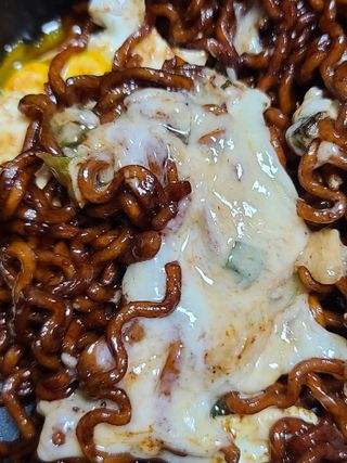 숲골 치즈 빚는 마을 숙성 정통 라끌렛 숙성 치즈 — 4점을 준 리뷰어가 2021년 11월 올린 사용 사진