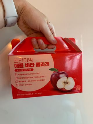 소담스퀘어 상암 [애플트리] 프리미엄 애플 비타 콜라겐 — 4.5점을 준 리뷰어가 2022년 12월 올린 사용 사진