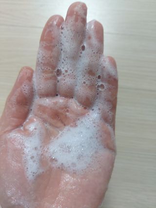올리브 오일 스킨케어 컴퍼니 [OOSC] 향기로운 보습 로즈 제라늄 바디워시 500ml — 5점을 준 리뷰어가 2021년 5월 올린 사용 사진