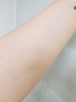 다슈코리아 다슈 포 맨 프리미엄 메가 홀드 슈퍼 스프레이 250ml — 4점을 준 리뷰어가 2021년 4월 올린 사용 사진