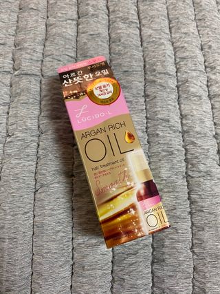 [루시도엘] 썸머 헤어 케어는 핑크 오일로 시작 — 4.5점을 준 리뷰어가 2021년 5월 올린 사용 사진