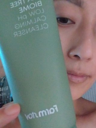 [팜스테이] 티트리 바이옴 로우 피에이치 카밍 클렌저 — 5점을 준 리뷰어가 2022년 8월 올린 사용 사진