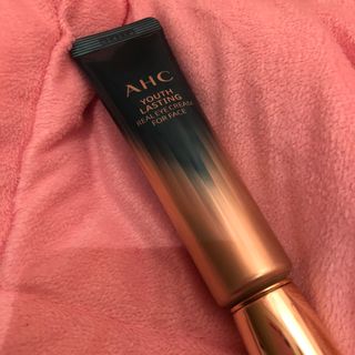 [NEW 탄력유턴 아이크림] AHC 유스 래스팅 리얼 아이크림 포 페이스 — 5점을 준 리뷰어가 2021년 2월 올린 사용 사진