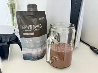 일일하우 슬리밍 플랜B 고소한 귀리맛, 진한 카카오맛 (체중조절식) — 5점을 준 리뷰어가 2023년 5월 올린 사용 사진