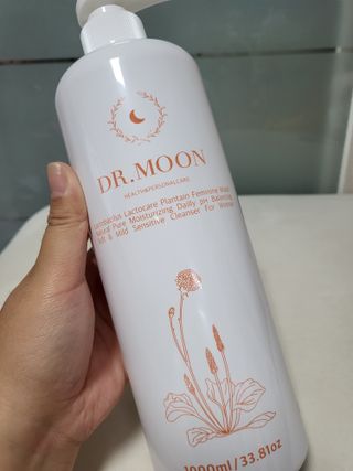 프리[닥터문] 유산균 락토케어 질경초 여성청결제 1000ml (젤타입) — 5점을 준 리뷰어가 2022년 6월 올린 사용 사진