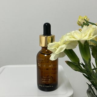 스킨큐어 산다화 비타민c 화이트닝 에센스 30ml — 4.5점을 준 리뷰어가 2023년 10월 올린 사용 사진