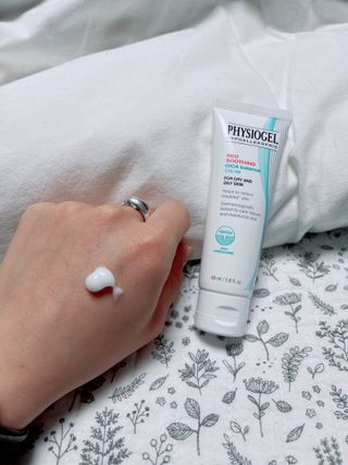피지오겔 레드수딩 시카밸런스 크림 50ml — 4점을 준 리뷰어가 2022년 4월 올린 사용 사진