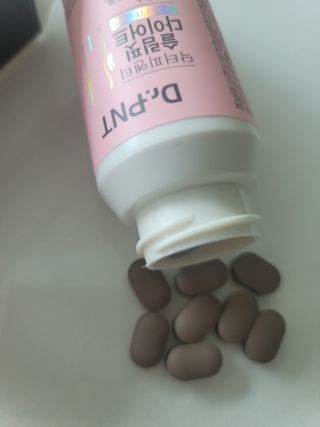 닥터피엔티 [Dr.PNT] 하루 2알로 건강한 다이어트! 한겨울에도 체지방만 쏙~ 슬림핏 다이어트 — 5점을 준 리뷰어가 2023년 4월 올린 사용 사진