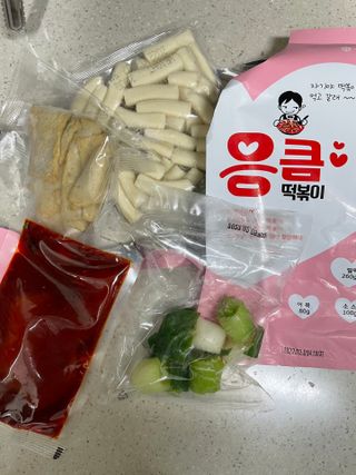응큼떡볶이 — 5점을 준 리뷰어가 2021년 3월 올린 사용 사진