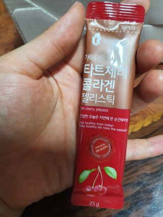 자연에온 몽모랑시 타트체리 3종 세트 구성 - 저분자콜라겐젤리, NFC 착즙주스 — 5점을 준 리뷰어가 2021년 7월 올린 사용 사진