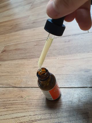 더마 사이언스 비타민 CCC 앰플 기미 브라이트닝 세럼 30ml — 4점을 준 리뷰어가 2021년 8월 올린 사용 사진