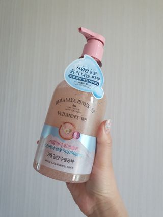 벨먼 내추럴스파 수분광채 스크럽 바디워시 600ml 5종 — 5점을 준 리뷰어가 2022년 5월 올린 사용 사진