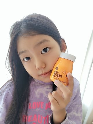 앙팡 츄어블 비타민D 1000 IU 130mg x 90정 — 5점을 준 리뷰어가 2022년 10월 올린 사용 사진