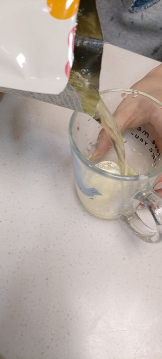 [경남제약헬스케어] 케어플러스 리셋 다이어트 청포도맛 100ml X 5포 (5일분) — 4점을 준 리뷰어가 2023년 4월 올린 사용 사진