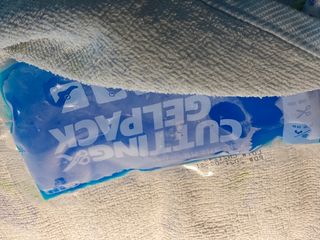 건강누리인터내셔날 [썸머특별구성] 잘라쓰는 3단 커팅 냉온 젤팩(1+1) — 5점을 준 리뷰어가 2022년 7월 올린 사용 사진