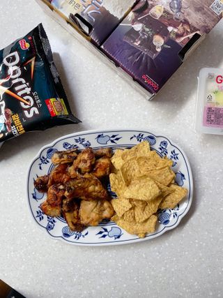 롯데제과 도리토스 갈비천왕치킨맛 X 굽네 갈비천왕 — 5점을 준 리뷰어가 2021년 7월 올린 사용 사진