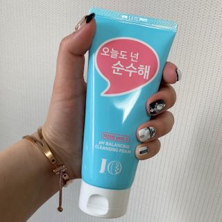 IO 아이오 오늘도 넌 순수해 - 약산성 클렌징폼 — 5점을 준 리뷰어가 2021년 2월 올린 사용 사진