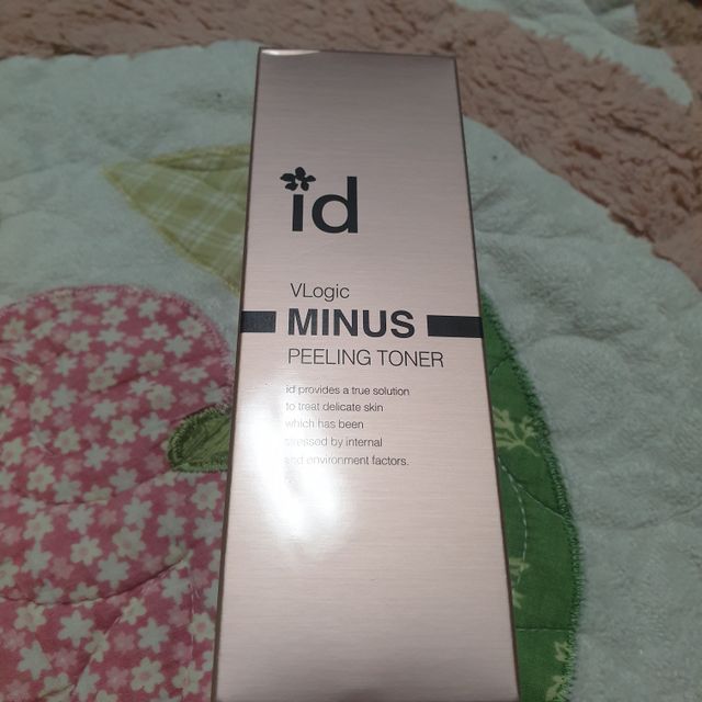 아이디 브이로직 마이너스 필링 토너 110ml 리뷰 사진