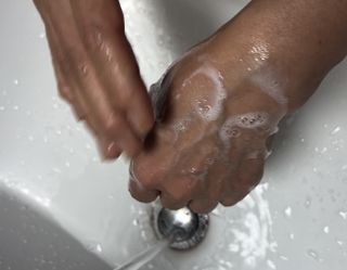 카프리나 프레쉬 산양밀크 어메이징 바디워시 500ml(오리지널향) — 5점을 준 리뷰어가 2023년 4월 올린 사용 사진