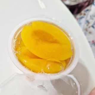 돌 MF[Dole] 파인애플컵/망고컵/복숭아컵 198g 6입X1박스 (맛 1가지 랜덤 발송) — 5점을 준 리뷰어가 2024년 10월 올린 사용 사진