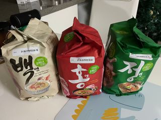 [풀무원] 자연은맛있다 정면, 백면, 홍면  세트 — 4.5점을 준 리뷰어가 2021년 4월 올린 사용 사진