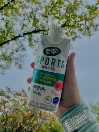 셀렉스스포츠 셀렉스 스포츠 웨이 프로틴 복숭아_ 330ml x 12팩 — 5점을 준 리뷰어가 2021년 10월 올린 사용 사진