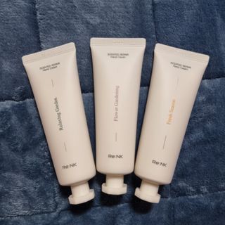 리엔케이 센티드 리페어 핸드크림 SET - 3 fragrance — 5점을 준 리뷰어가 2022년 11월 올린 사용 사진